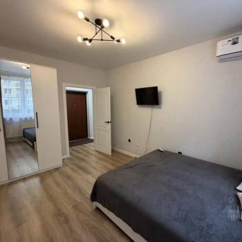 Сдается 1-комнатная квартира, 38 м²