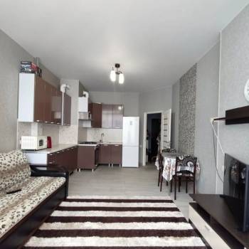 Продается 1-комнатная квартира, 56 м²