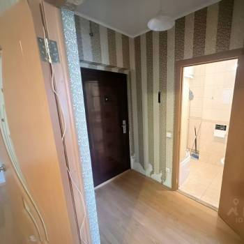 Продается 1-комнатная квартира, 40 м²