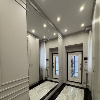 Продается Дом, 477 м²