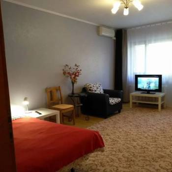 Сдается 1-комнатная квартира, 42 м²