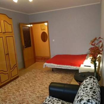 Сдается 1-комнатная квартира, 42 м²
