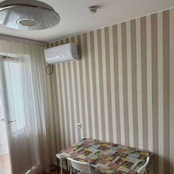 Продается 1-комнатная квартира, 46,7 м²