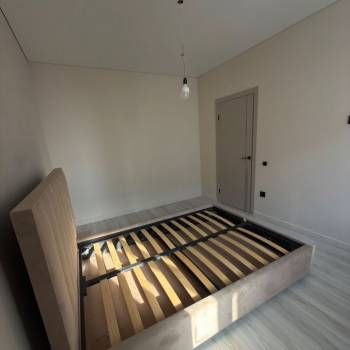 Продается 1-комнатная квартира, 55 м²