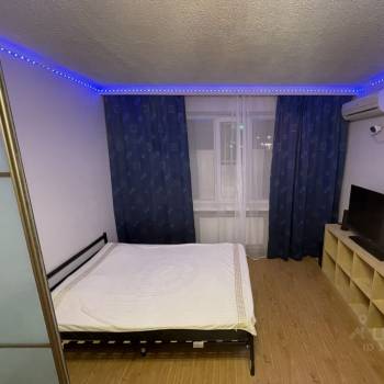 Сдается 1-комнатная квартира, 74 м²