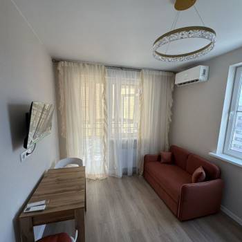 Сдается 1-комнатная квартира, 37 м²