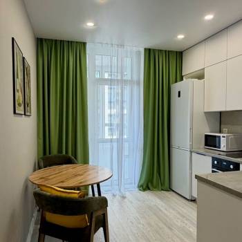Продается 1-комнатная квартира, 38 м²