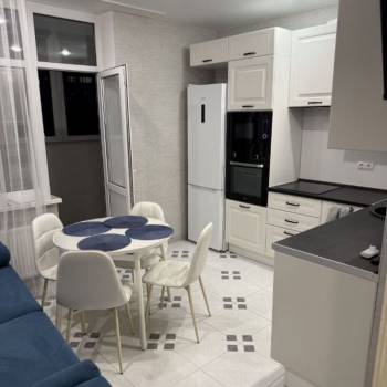 Сдается 2-х комнатная квартира, 63 м²