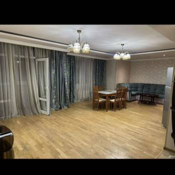 Сдается Многокомнатная квартира, 120 м²