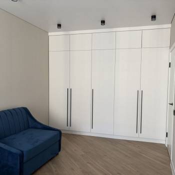 Продается 1-комнатная квартира, 38 м²