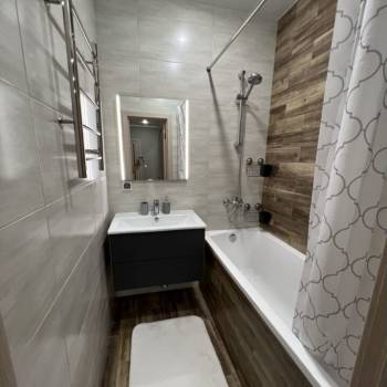 Сдается 2-х комнатная квартира, 67 м²
