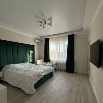 Продается Дом, 178 м²