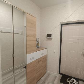 Сдается 1-комнатная квартира, 42 м²