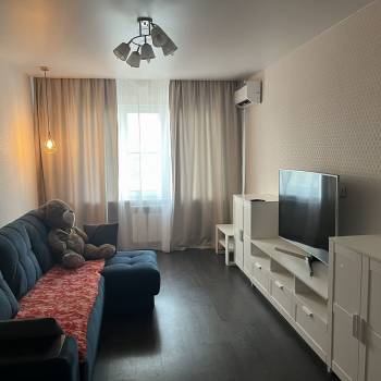 Сдается 2-х комнатная квартира, 64 м²