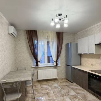 Сдается 1-комнатная квартира, 36 м²