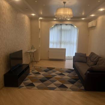 Сдается 2-х комнатная квартира, 70 м²