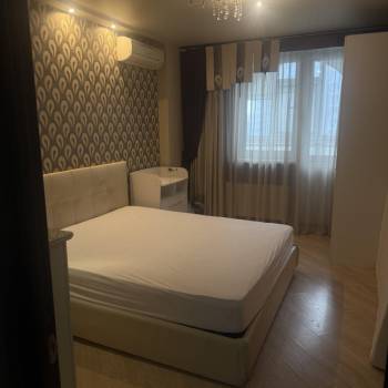 Сдается 2-х комнатная квартира, 70 м²