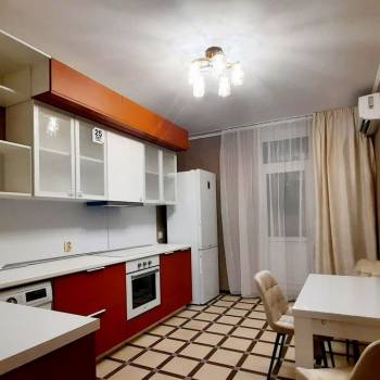 Сдается 2-х комнатная квартира, 63 м²