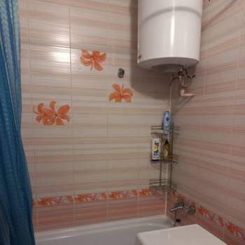 Продается 1-комнатная квартира, 38 м²