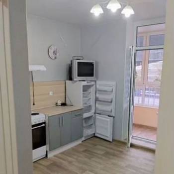 Продается 1-комнатная квартира, 38 м²