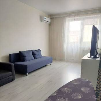 Сдается 1-комнатная квартира, 57 м²