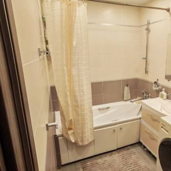 Сдается Многокомнатная квартира, 92 м²