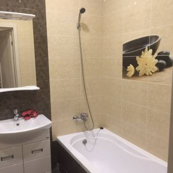 Сдается 1-комнатная квартира, 42 м²