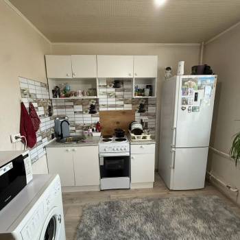Продается 1-комнатная квартира, 33 м²