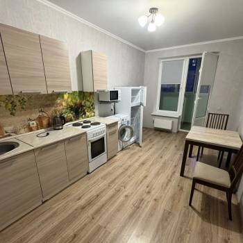Сдается 1-комнатная квартира, 40,6 м²
