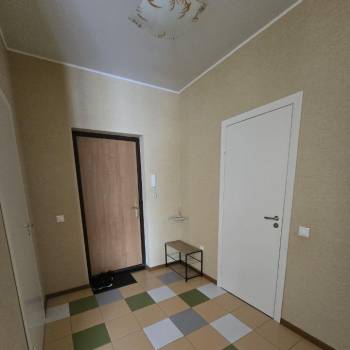 Сдается 1-комнатная квартира, 51 м²