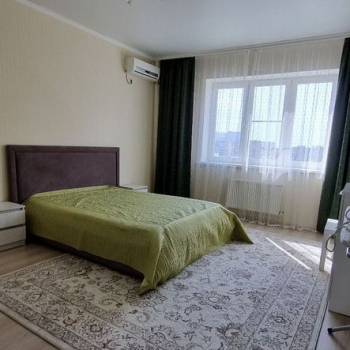 Сдается 1-комнатная квартира, 48 м²