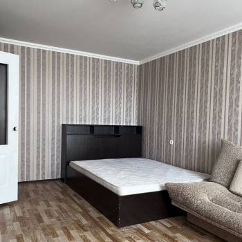 Сдается 1-комнатная квартира, 38 м²