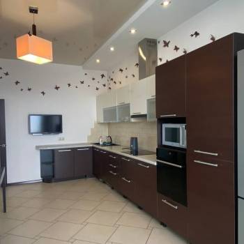 Сдается 2-х комнатная квартира, 82,3 м²