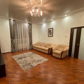 Сдается 2-х комнатная квартира, 82,3 м²
