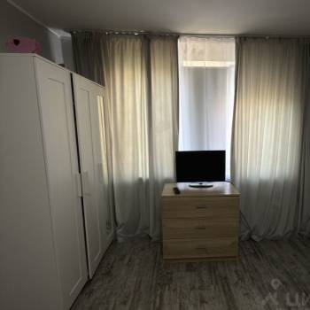 Сдается 1-комнатная квартира, 37 м²