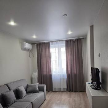 Сдается 1-комнатная квартира, 37 м²