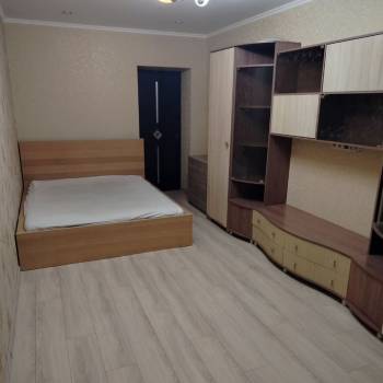 Сдается 1-комнатная квартира, 38 м²