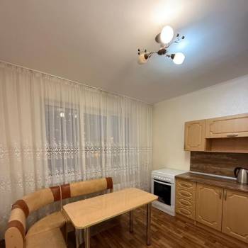 Сдается 1-комнатная квартира, 36 м²