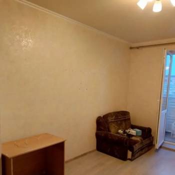 Продается 1-комнатная квартира, 37 м²