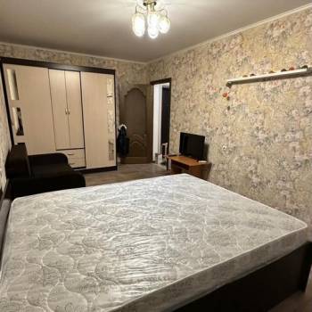 Сдается 1-комнатная квартира, 32 м²