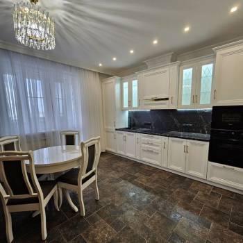 Сдается 1-комнатная квартира, 50 м²