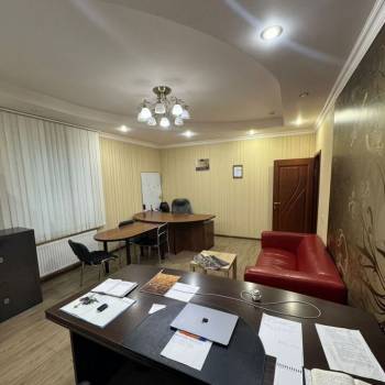 Продается Нежилое помещение, 68 м²