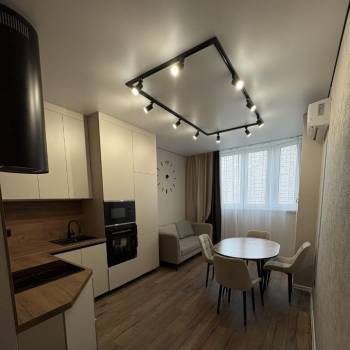 Сдается 1-комнатная квартира, 45 м²