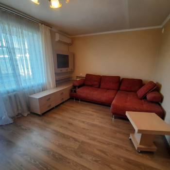 Продается 1-комнатная квартира, 36 м²