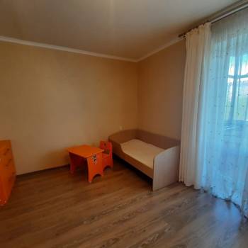 Продается 1-комнатная квартира, 36 м²
