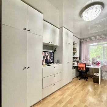 Продается 3-х комнатная квартира, 63,7 м²
