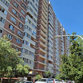 Сдается 1-комнатная квартира, 38 м²