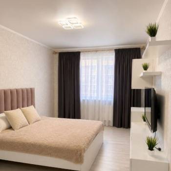 Сдается 1-комнатная квартира, 43 м²