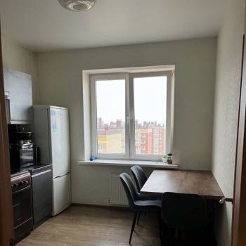 Сдается 2-х комнатная квартира, 60 м²