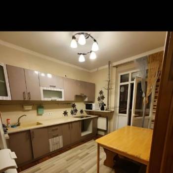 Сдается 2-х комнатная квартира, 56 м²